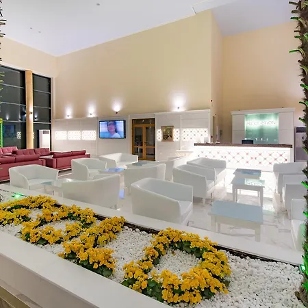 Hotel Perla Gold 酒店